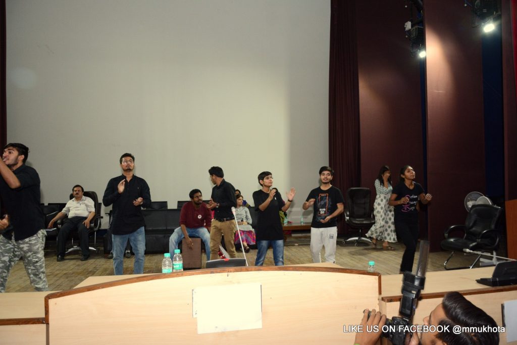 List of Top Poetry Open Mic in Delhi For Making Your Weekends Special Toplisters